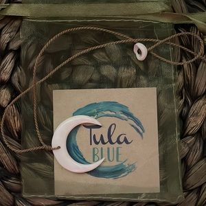 Tula Crescent 18 inch necklace